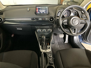 MAZDA DEMIO 2017
