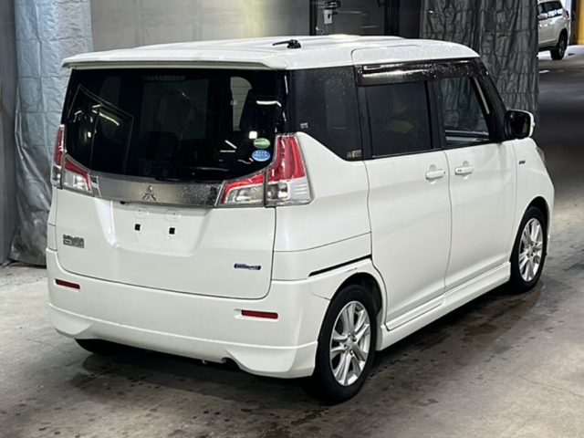 MITSUBISHI DELICA D2 2017