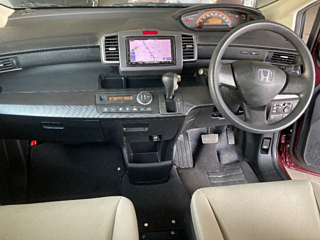 HONDA FREED 2010