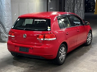 VOLKSWAGEN GOLF 2010