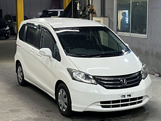 HONDA FREED 2010
