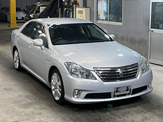 TOYOTA CROWN 2011