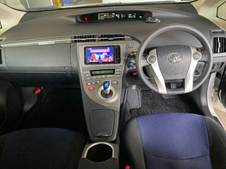 TOYOTA PRIUS 2015