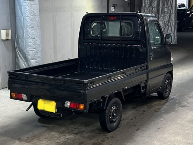 NISSAN CLIPPER TRUCK 2010