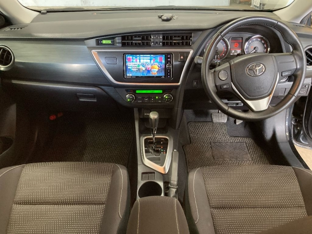 TOYOTA AURIS 2014