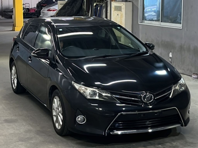 TOYOTA AURIS 2014