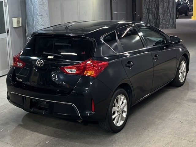 TOYOTA AURIS 2014
