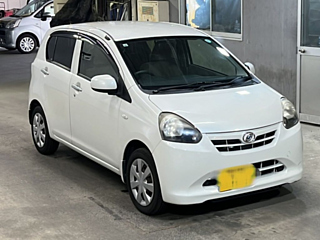 DAIHATSU MIRA E S 2011