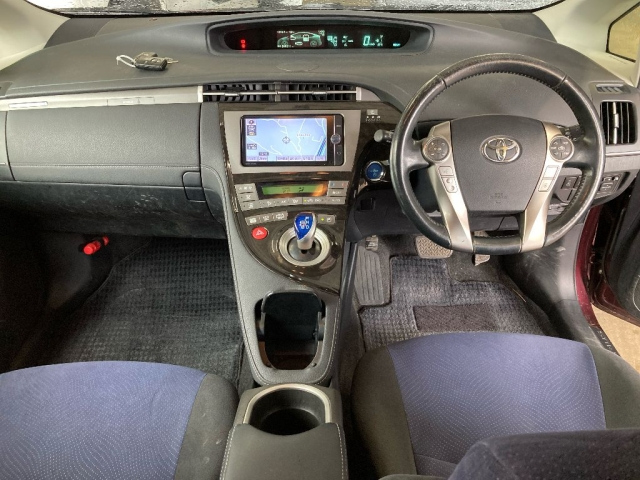 TOYOTA PRIUS PHV 2014