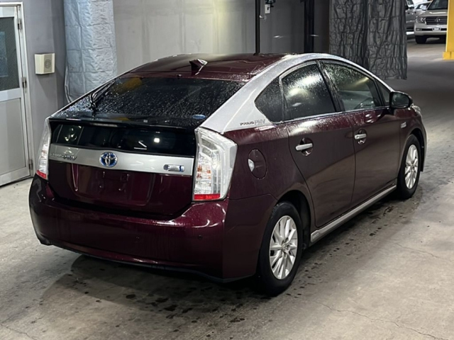 TOYOTA PRIUS PHV 2014