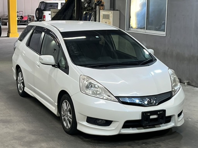 HONDA FIT SHUTTLE 2012