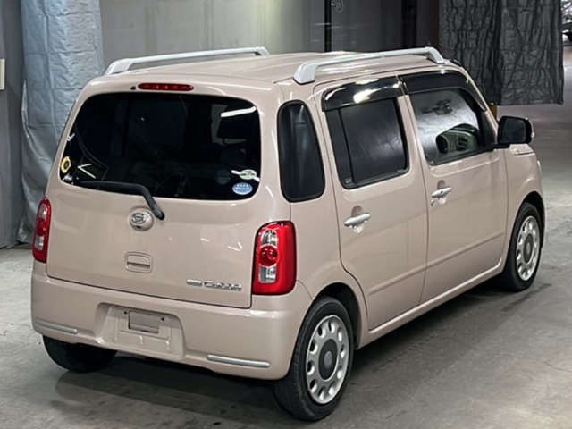 DAIHATSU MIRA 2010