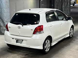 TOYOTA VITZ 2009