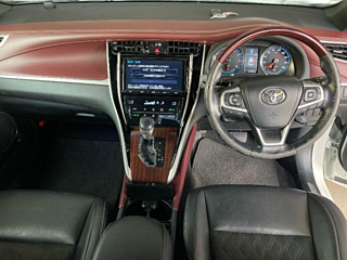 TOYOTA HARRIER 2017