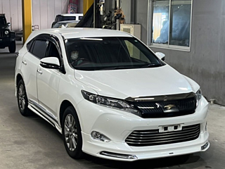 TOYOTA HARRIER 2017