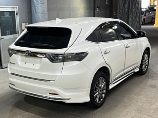TOYOTA HARRIER 2017
