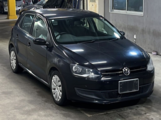 VOLKSWAGEN POLO 2014