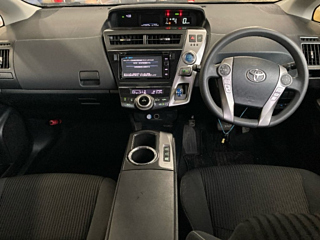 TOYOTA PRIUS ALPHA 2016