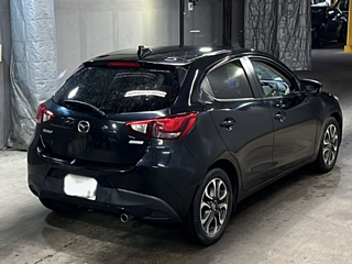 MAZDA DEMIO 2016