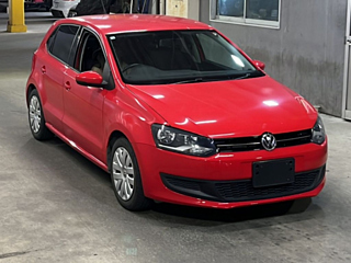 VOLKSWAGEN POLO 2014