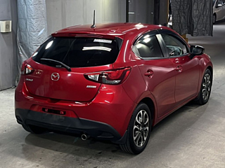 MAZDA DEMIO 2015