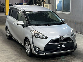 TOYOTA SIENTA 2016