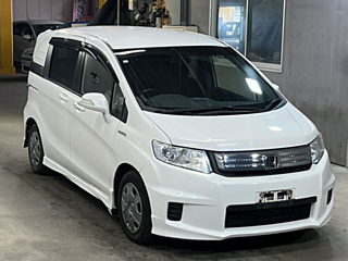 HONDA FREED 2013