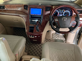 TOYOTA VELLFIRE 2009