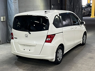 HONDA FREED 2009