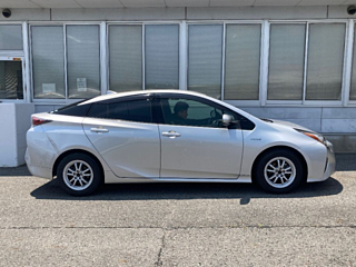 TOYOTA PRIUS 2016