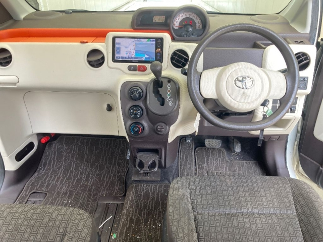 TOYOTA SPADE 2014
