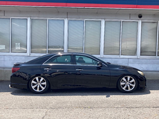 TOYOTA MARK X 2010