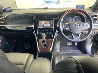 TOYOTA HARRIER 2014