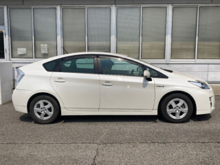 TOYOTA PRIUS 2010