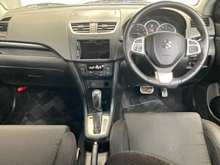 SUZUKI SWIFT 2012