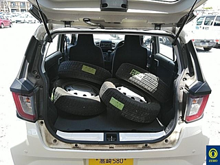 DAIHATSU MIRA E S 2019