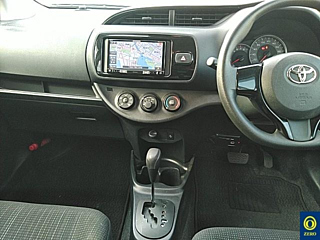 TOYOTA VITZ 2018