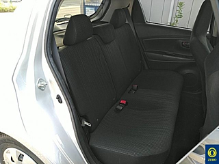 TOYOTA VITZ 2018