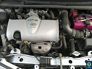 TOYOTA VITZ 2018