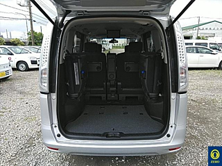 NISSAN SERENA 2016