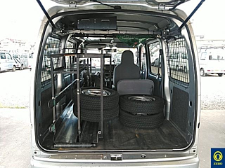 DAIHATSU HIJET VAN 2013