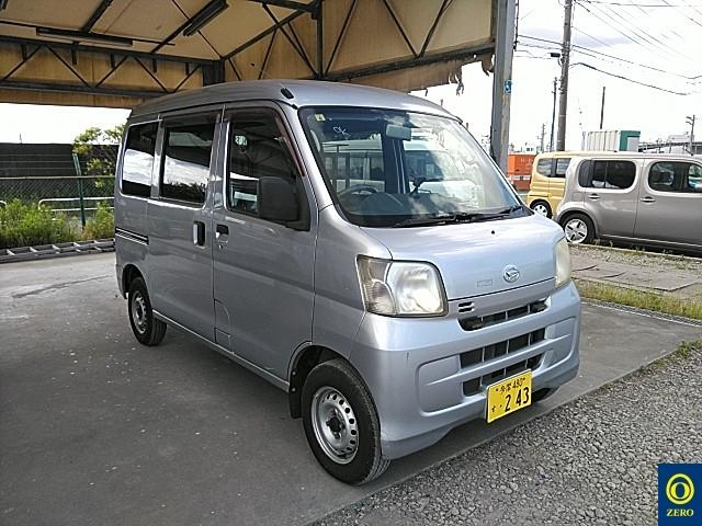 DAIHATSU HIJET VAN 2013