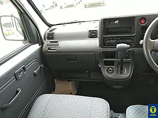 DAIHATSU HIJET VAN 2013