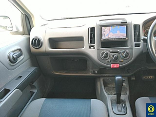 NISSAN AD 2013