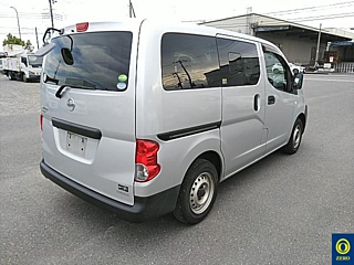 NISSAN NV200 2015
