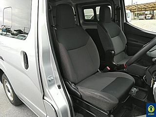 NISSAN NV200 2015