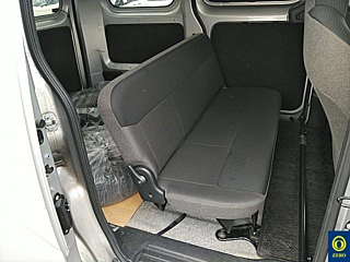 NISSAN NV200 2015