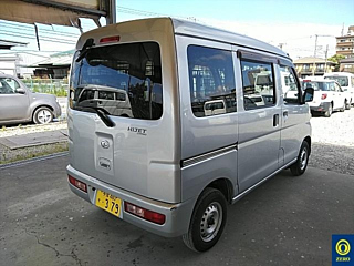 DAIHATSU HIJET VAN 2013