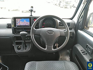 DAIHATSU HIJET VAN 2013