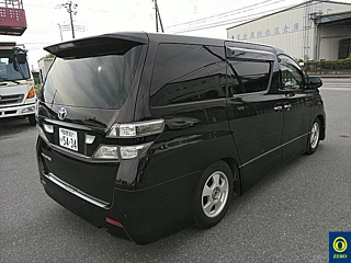TOYOTA VELLFIRE 2010